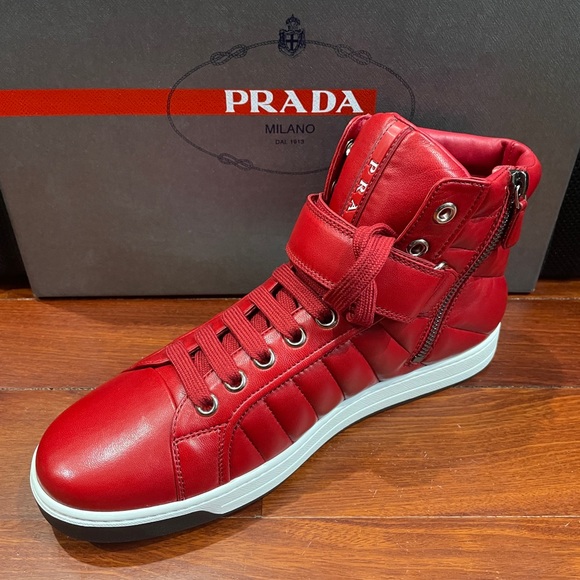 PRADA RED leather sneaker FOTB never worn (size 8.5 US but roomy). - Picture 3 of 6